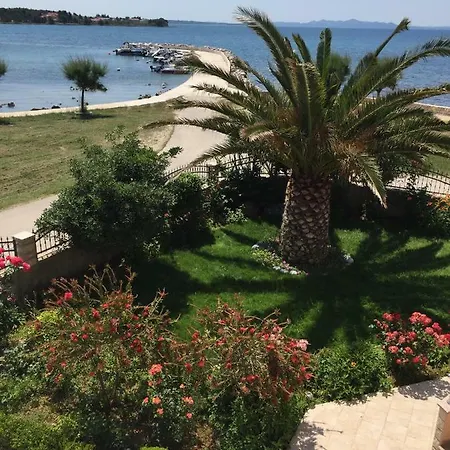 Apartmani Lorena Privlaka  Zewnętrze zdjęcie